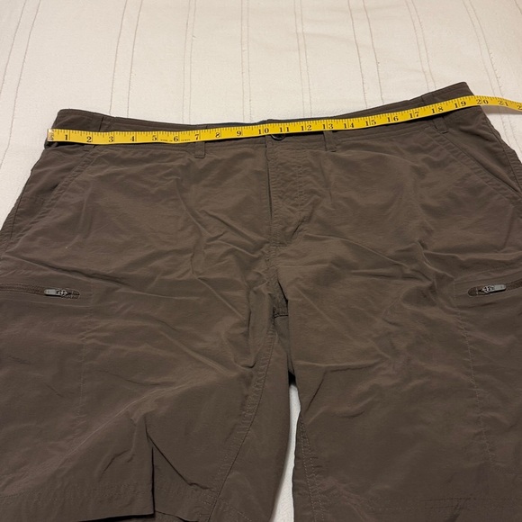 Men's Sol Cool™ 8.5'' Camino Shorts - Picture 5 of 6